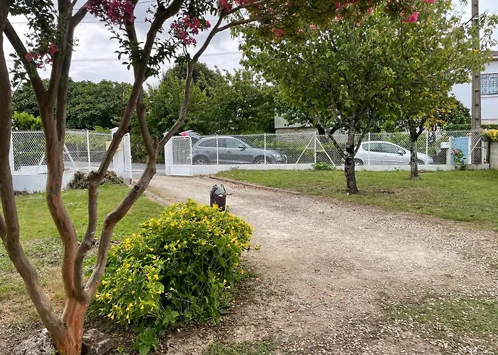 Petite Maison Chaleureuse